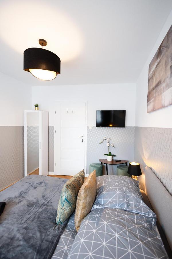 Clicktheflat Stawki Apart Rooms Warszawa Eksteriør bilde