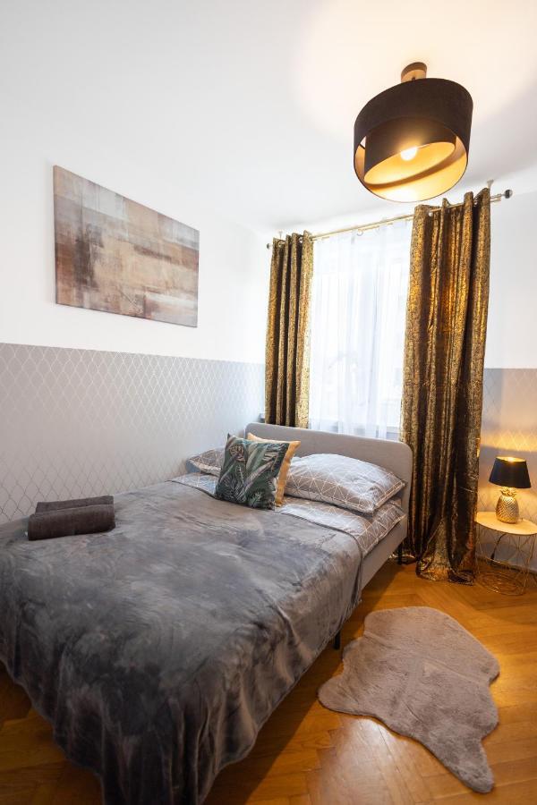 Clicktheflat Stawki Apart Rooms Warszawa Eksteriør bilde